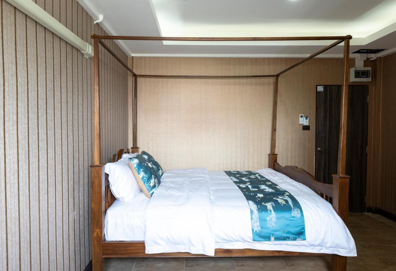 A Lanna Boutique House Hotel Чиангмай Екстериор снимка