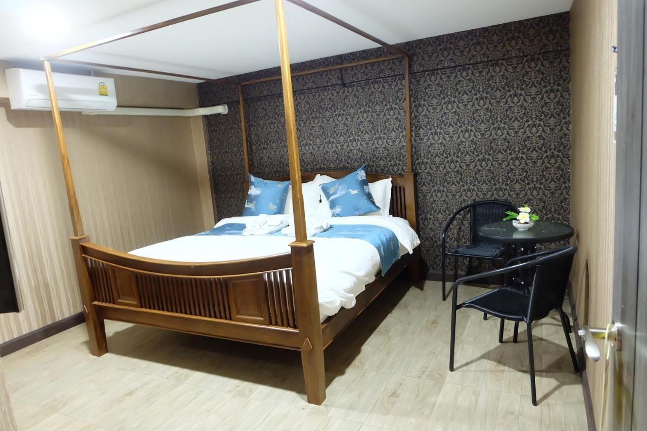 A Lanna Boutique House Hotel Чиангмай Екстериор снимка
