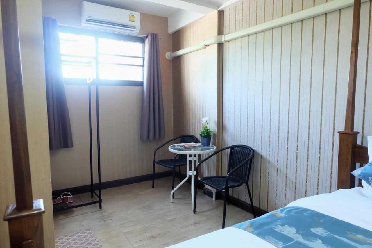 A Lanna Boutique House Hotel Чиангмай Екстериор снимка